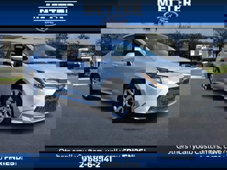 Used 2022 Toyota Corolla LE image 1