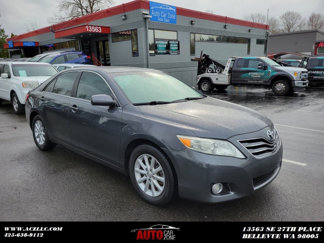 Used 2010 Toyota Camry XLE image 1