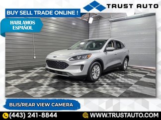 Used 2020 Ford Escape SE image 1