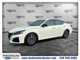 Used 2025 Nissan Altima 2.5 SV image 1