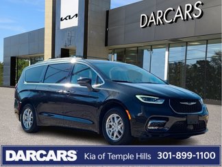 Used 2022 Chrysler Pacifica Touring-L image 1