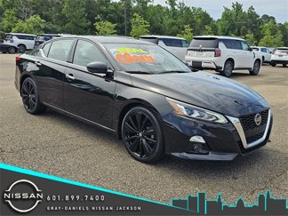 Used 2020 Nissan Altima 2.5 Platinum image 1