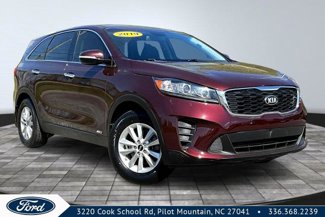 Used 2019 Kia Sorento AWD image 1