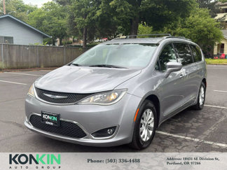 Used 2019 Chrysler Pacifica Touring-L image 1