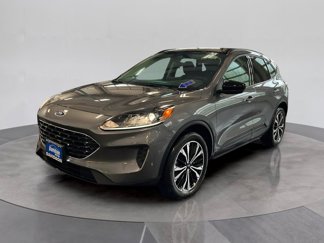Used 2022 Ford Escape SE w/ SE Sport Appearance Package image 1