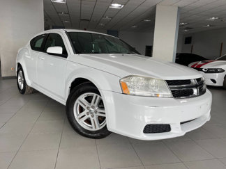 Used 2012 Dodge Avenger SXT image 1