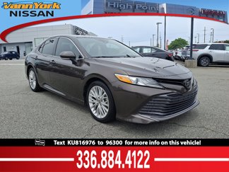 Used 2019 Toyota Camry XLE image 1
