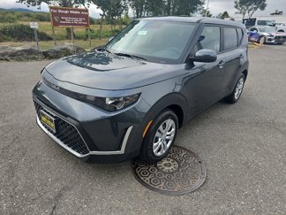 New 2025 Kia Soul LX image 1