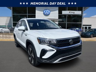 New 2024 Volkswagen Taos SE image 1