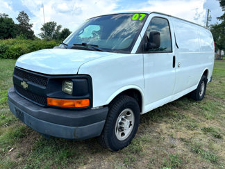 Used 2007 Chevrolet Express 2500 image 1