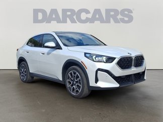 Certified 2025 BMW X2 xDrive28i image 1