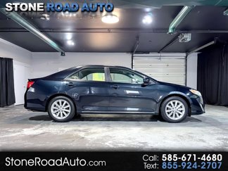 Used 2014 Toyota Camry XLE image 1