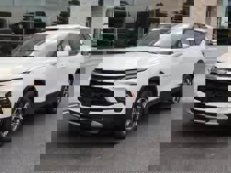 Used 2023 Chevrolet Blazer LT image 1