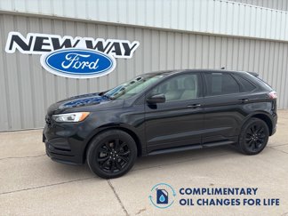 Used 2022 Ford Edge SE w/ Black Appearance Package image 1