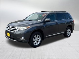 Used 2011 Toyota Highlander SE video 2