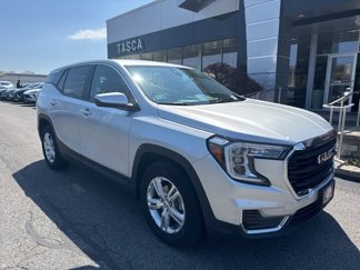 Used 2022 GMC Terrain SLE image 1