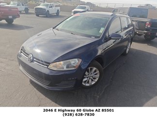 Used 2017 Volkswagen Golf S image 1