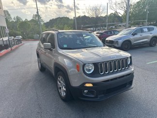 Used 2016 Jeep Renegade Latitude image 1