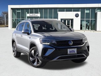 New 2024 Volkswagen Taos SE image 1