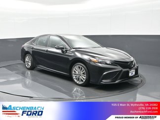 Used 2023 Toyota Camry SE image 1