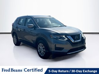 Used 2018 Nissan Rogue S image 1
