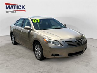 Used 2007 Toyota Camry LE image 1