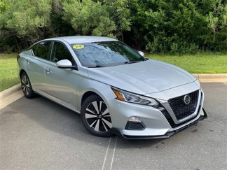 Used 2021 Nissan Altima 2.5 SV image 1