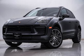 Certified 2024 Porsche Macan image 1