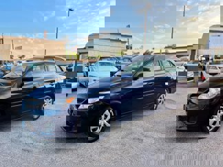 Used 2011 Toyota Corolla LE image 1