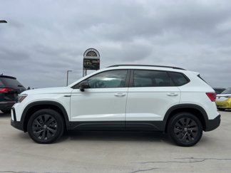 Used 2022 Volkswagen Taos S image 1