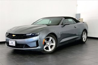 Used 2020 Chevrolet Camaro LT image 1