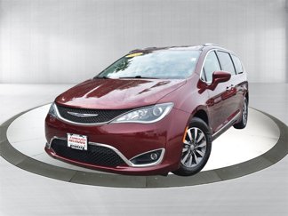 Used 2020 Chrysler Pacifica Touring-L Plus image 1
