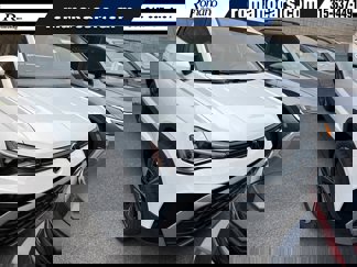 New 2025 Volkswagen Taos SE image 1