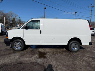 Used 2020 GMC Savana 2500 image 1