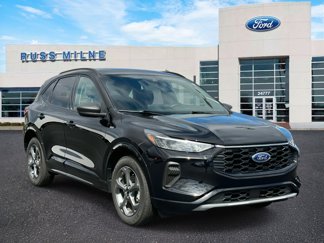 Used 2023 Ford Escape ST-Line w/ Tech Pack #1 image 1