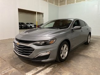 Used 2024 Chevrolet Malibu LS image 1