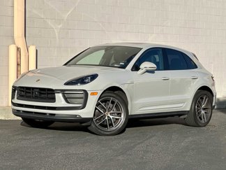 Used 2023 Porsche Macan image 1