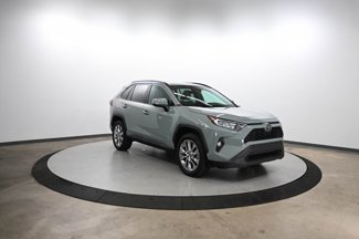 Used 2020 Toyota RAV4 XLE Premium image 1