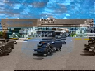 New 2025 Hyundai Venue Limited image 1