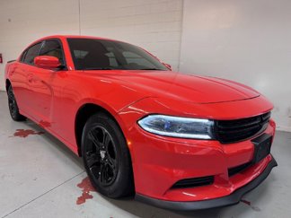 Used 2018 Dodge Charger SXT image 1