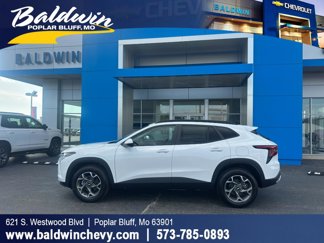 New 2025 Chevrolet Trax LT w/ Sunroof Package image 1