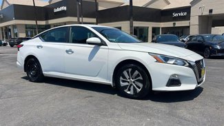 Used 2021 Nissan Altima 2.5 S image 1