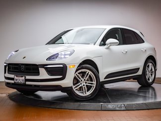 Used 2024 Porsche Macan image 1