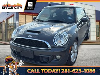 Used 2013 MINI Cooper S image 1