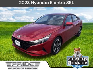 Used 2023 Hyundai Elantra SEL w/ Convenience Package image 1