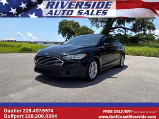 Used 2020 Ford Fusion SE image 1