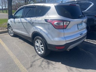 Used 2017 Ford Escape SE image 1