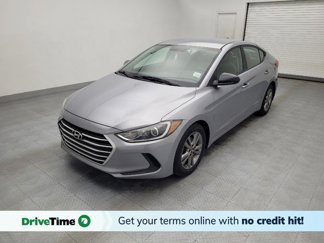 Used 2017 Hyundai Elantra SE image 1