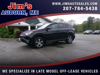 Used 2017 Toyota RAV4 XLE image 1