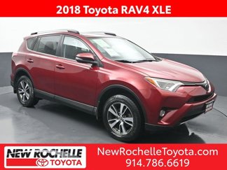 Used 2018 Toyota RAV4 XLE image 1
